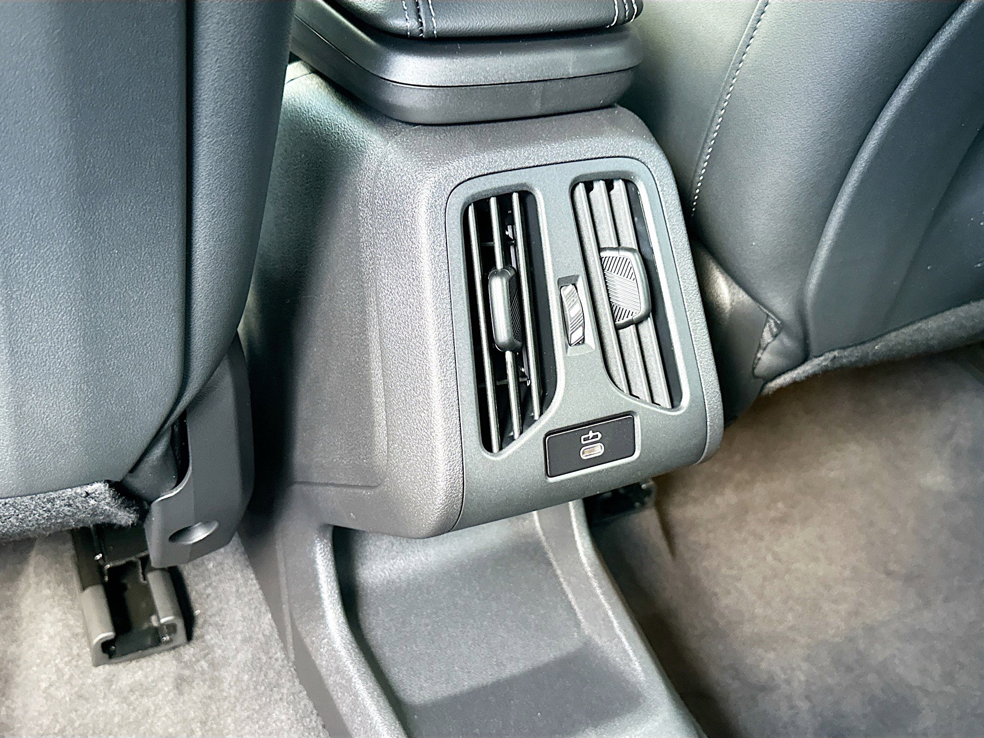 2026 Bmw X2 xDrive28i photo 18
