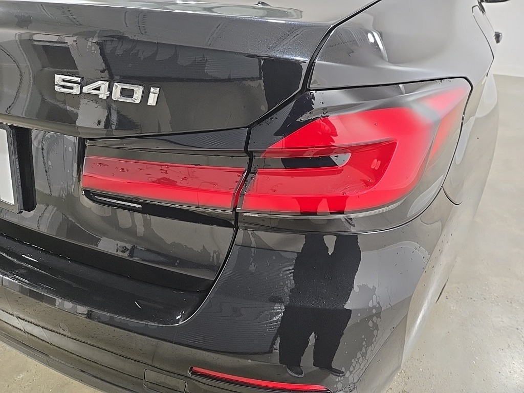 2022 Bmw 540i photo 21
