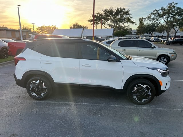 2026 Kia Seltos S photo 3