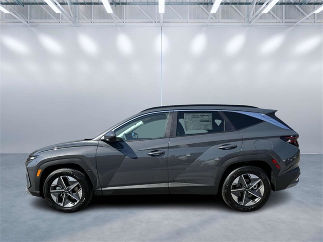 2025 Hyundai Tucson SEL photo 2