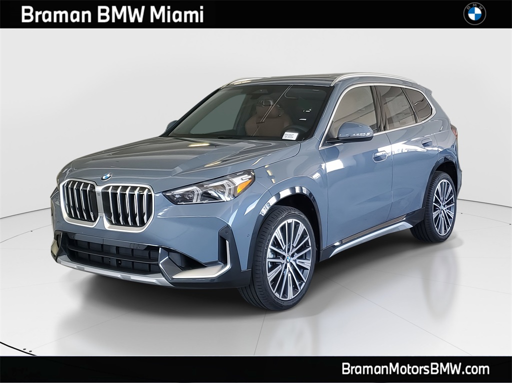 2026 BMW X1 28i's photo