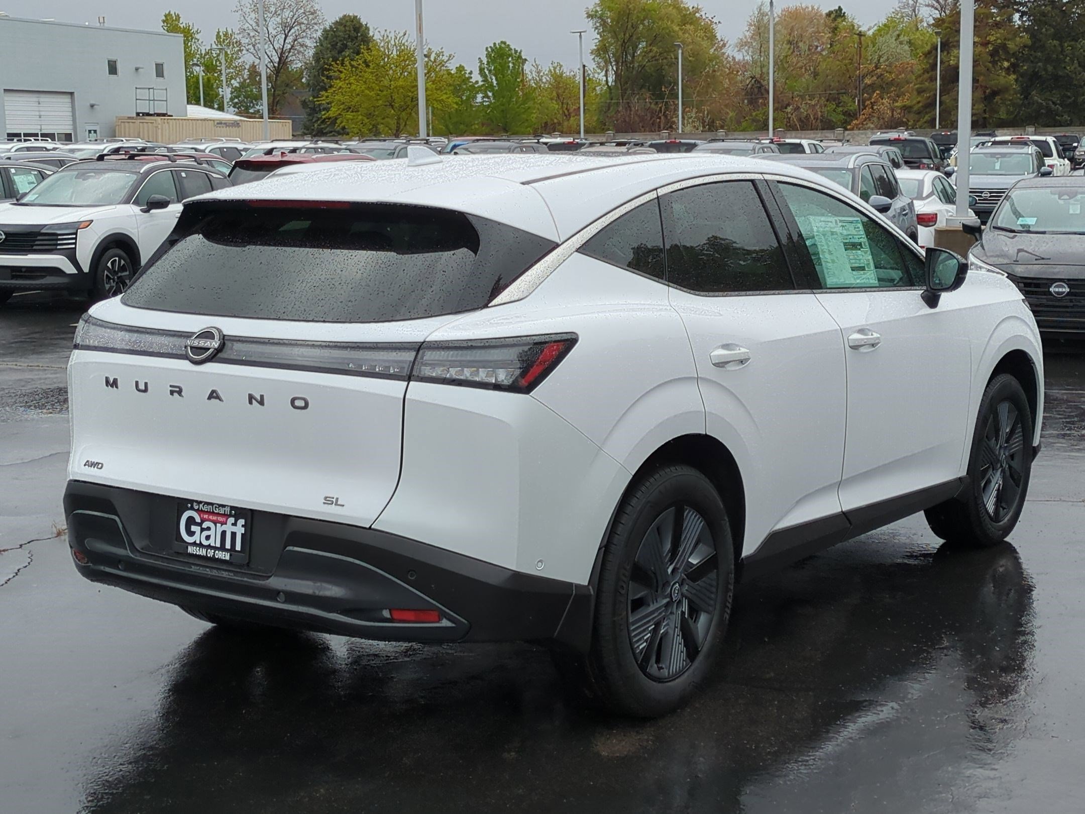 2025 Nissan Murano SL photo 2