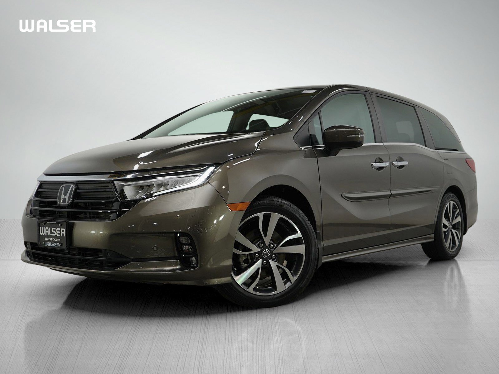 2021 Honda Odyssey Touring's photo