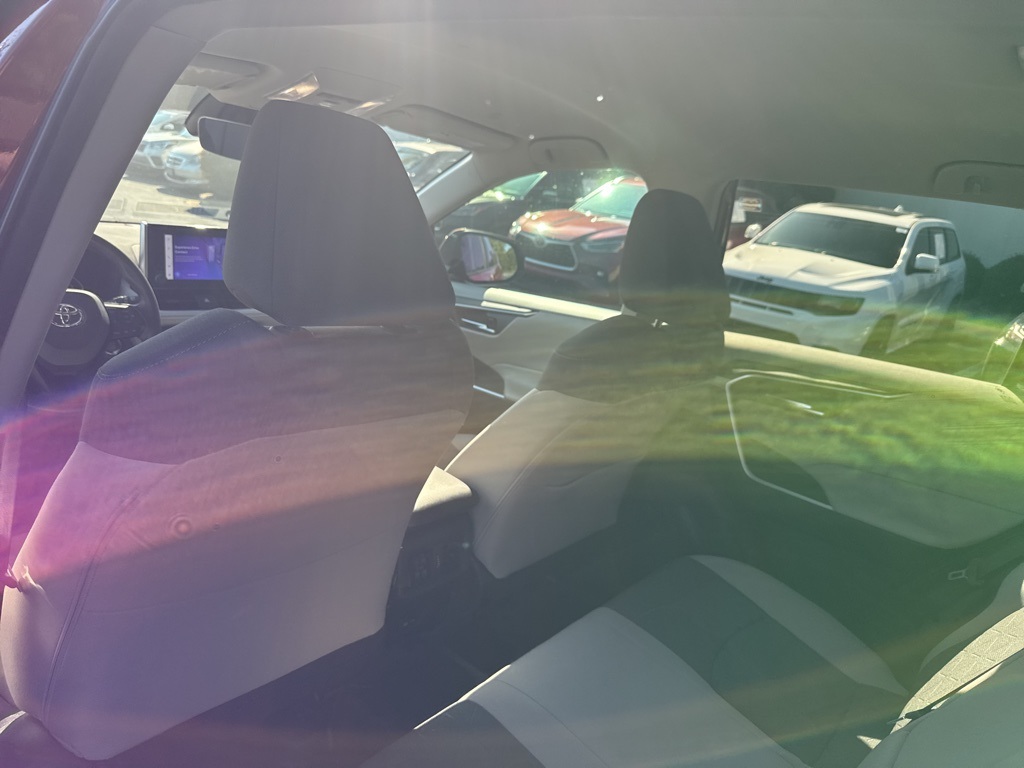 2023 Toyota RAV4 XLE photo 11