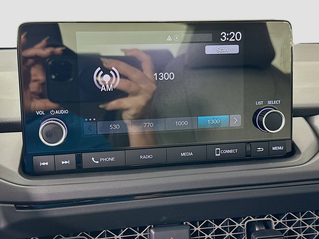 2025 Honda Accord LX photo 11