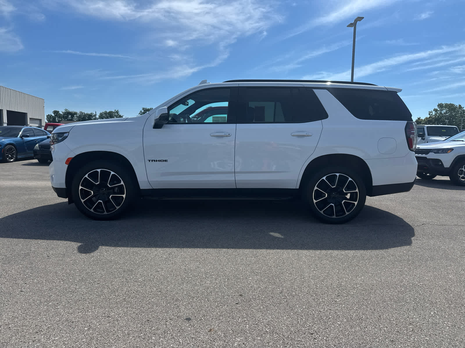 2022 Chevrolet Tahoe RST photo 2