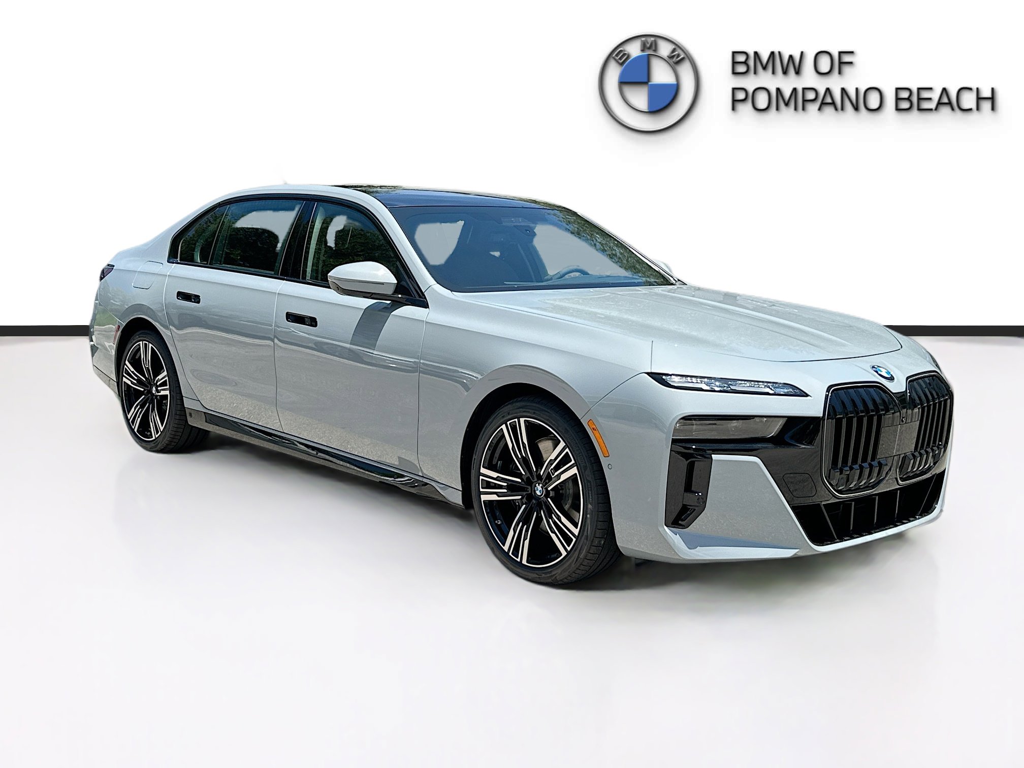 2025 BMW 7 Series 760i's photo