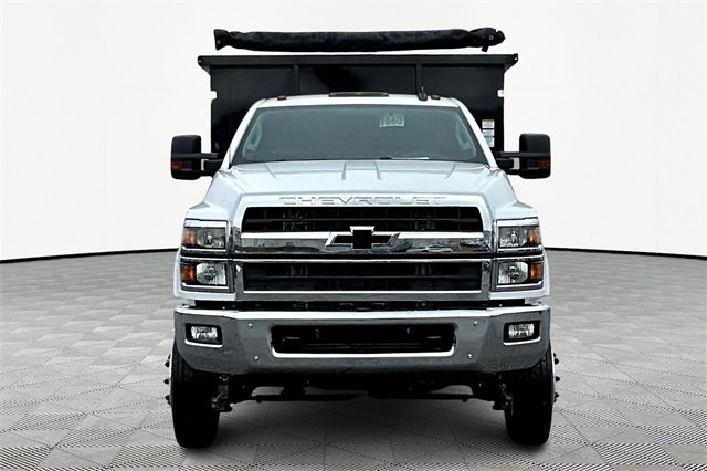 2024 Chevrolet Silverado 6500HD photo 2