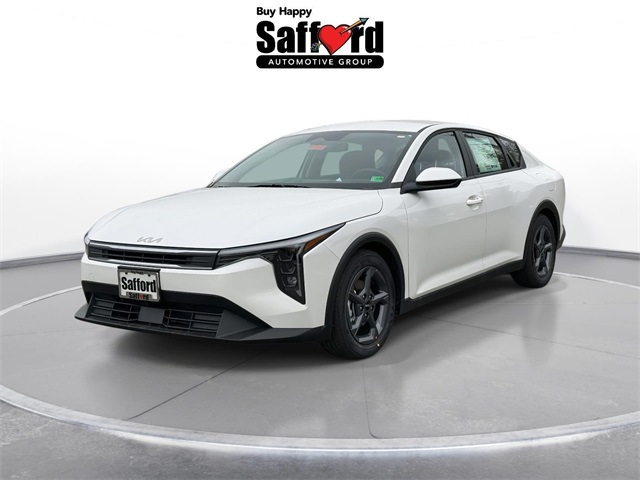 2025 Kia K4 LXS's photo