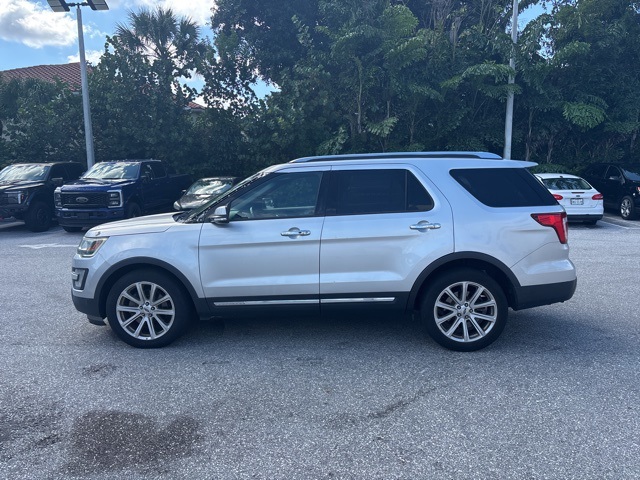 2016 Ford Explorer Limited photo 3