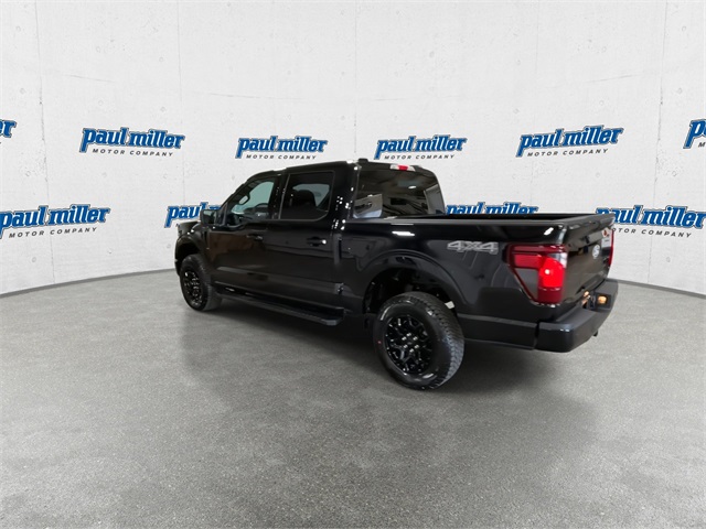2025 Ford F-150 XLT photo 8