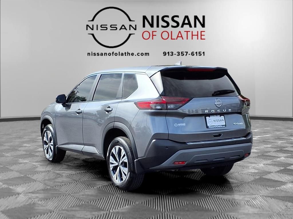 2023 Nissan Rogue SV photo 2