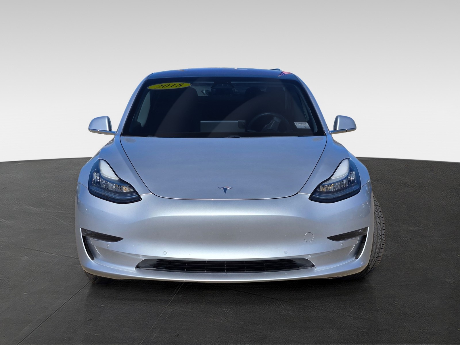 2018 Tesla Model 3 Long Range photo 2