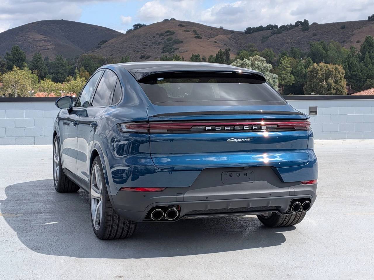 2026 Porsche Cayenne Coupe photo 3