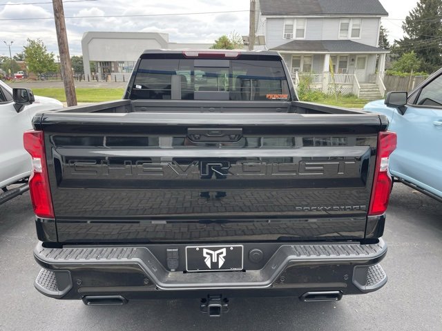 2025 Chevrolet Silverado 1500 RST photo 5