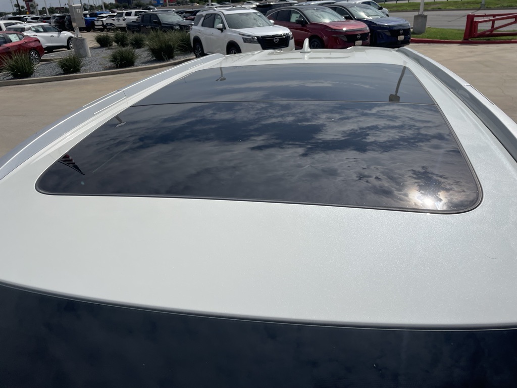 2023 Nissan Rogue SV photo 15