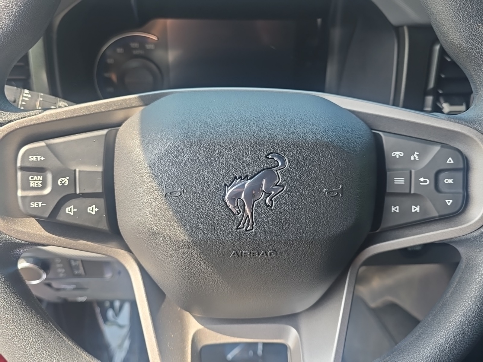 2023 Ford Bronco Base photo 16