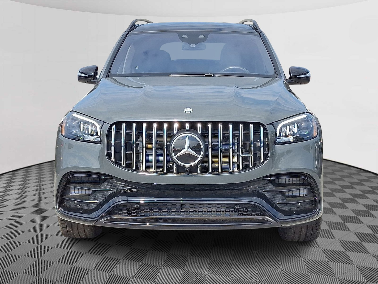 2026 Mercedes Benz GLS AMG 63 4MATIC photo 2