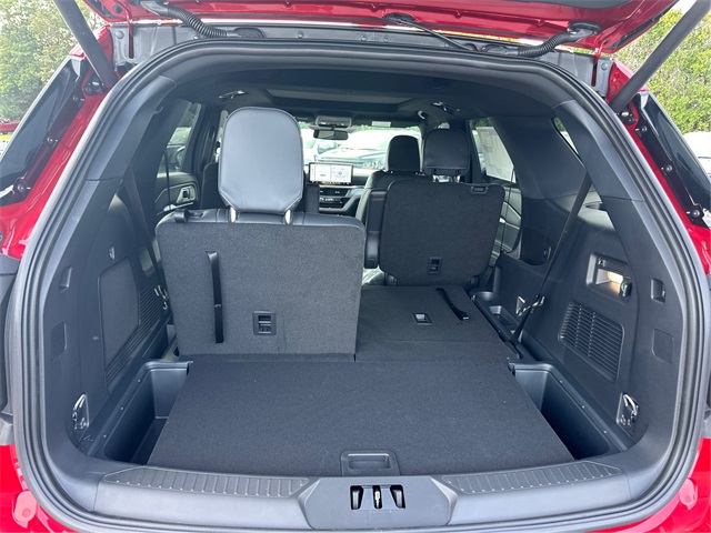 2025 Ford Explorer ST-Line photo 11