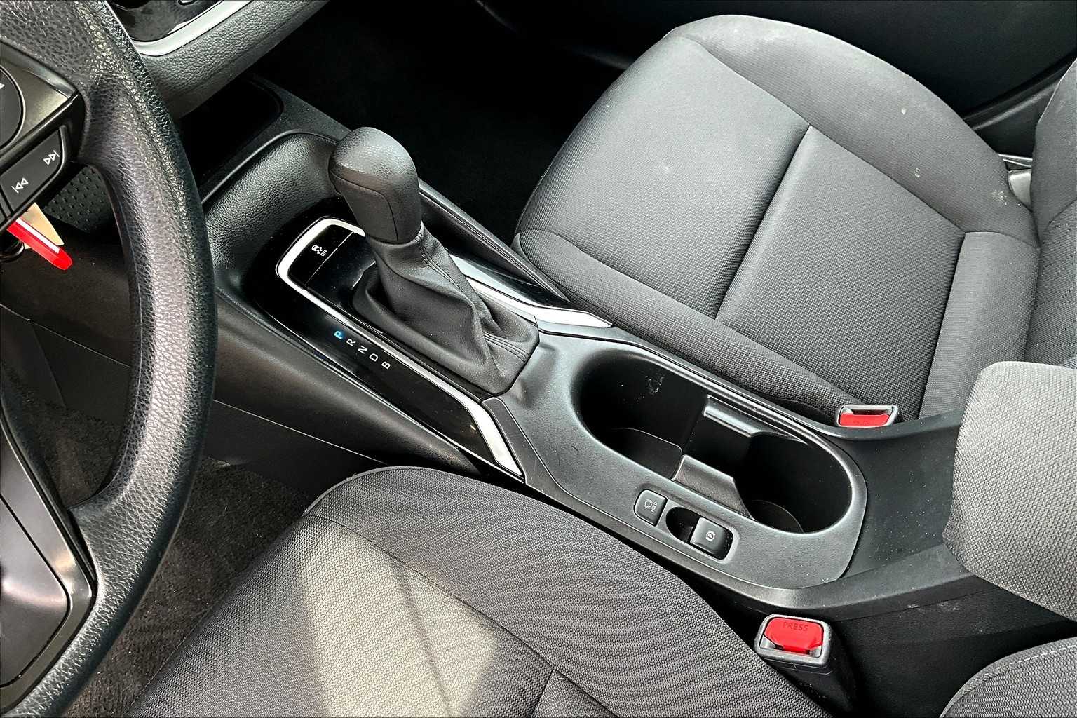 2023 Toyota Corolla LE photo 15