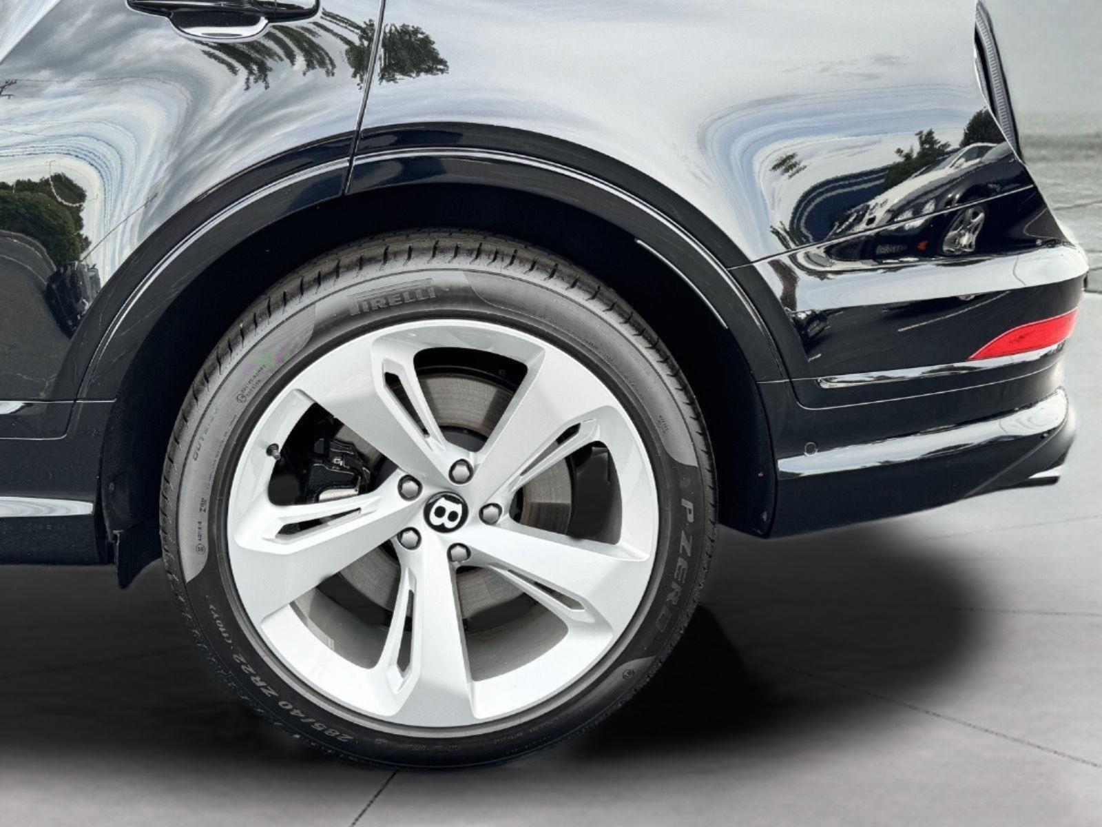 2024 Bentley Bentayga V8 photo 68
