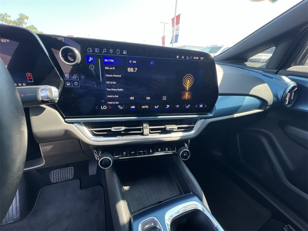 2024 Chevrolet Equinox EV 1LT photo 25