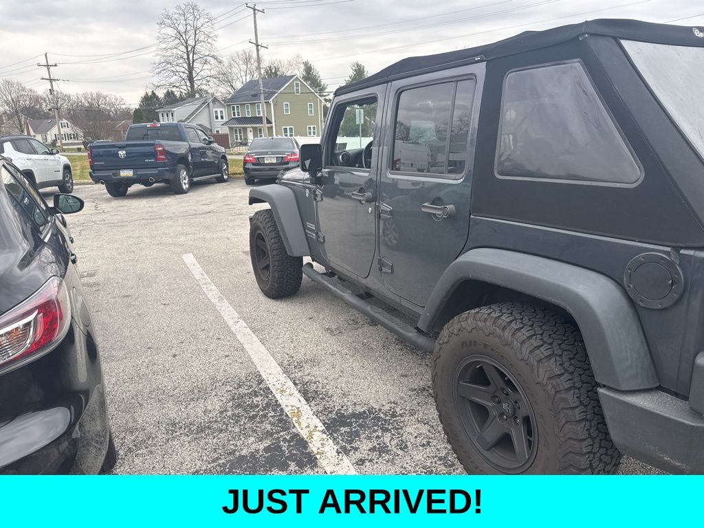 2018 Jeep Wrangler Unlimited Sport photo 2