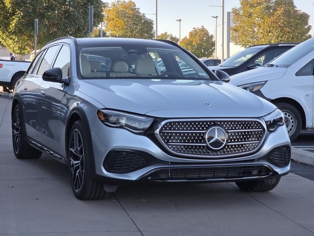 2026 Mercedes Benz E 450 4MATIC All-Terrain photo 4