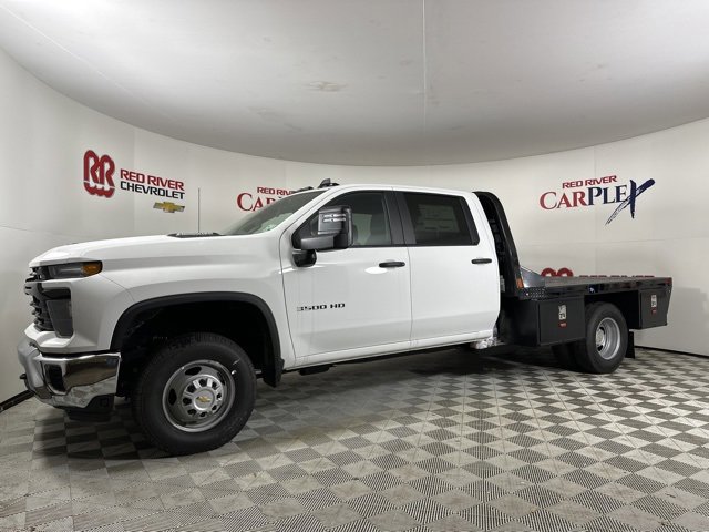 2025 Chevrolet Silverado 3500HD Work Truck photo 3