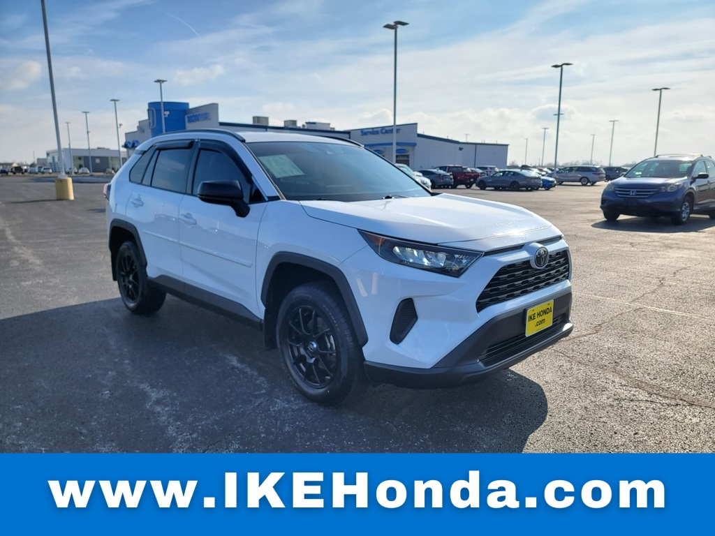 2020 Toyota RAV4 LE