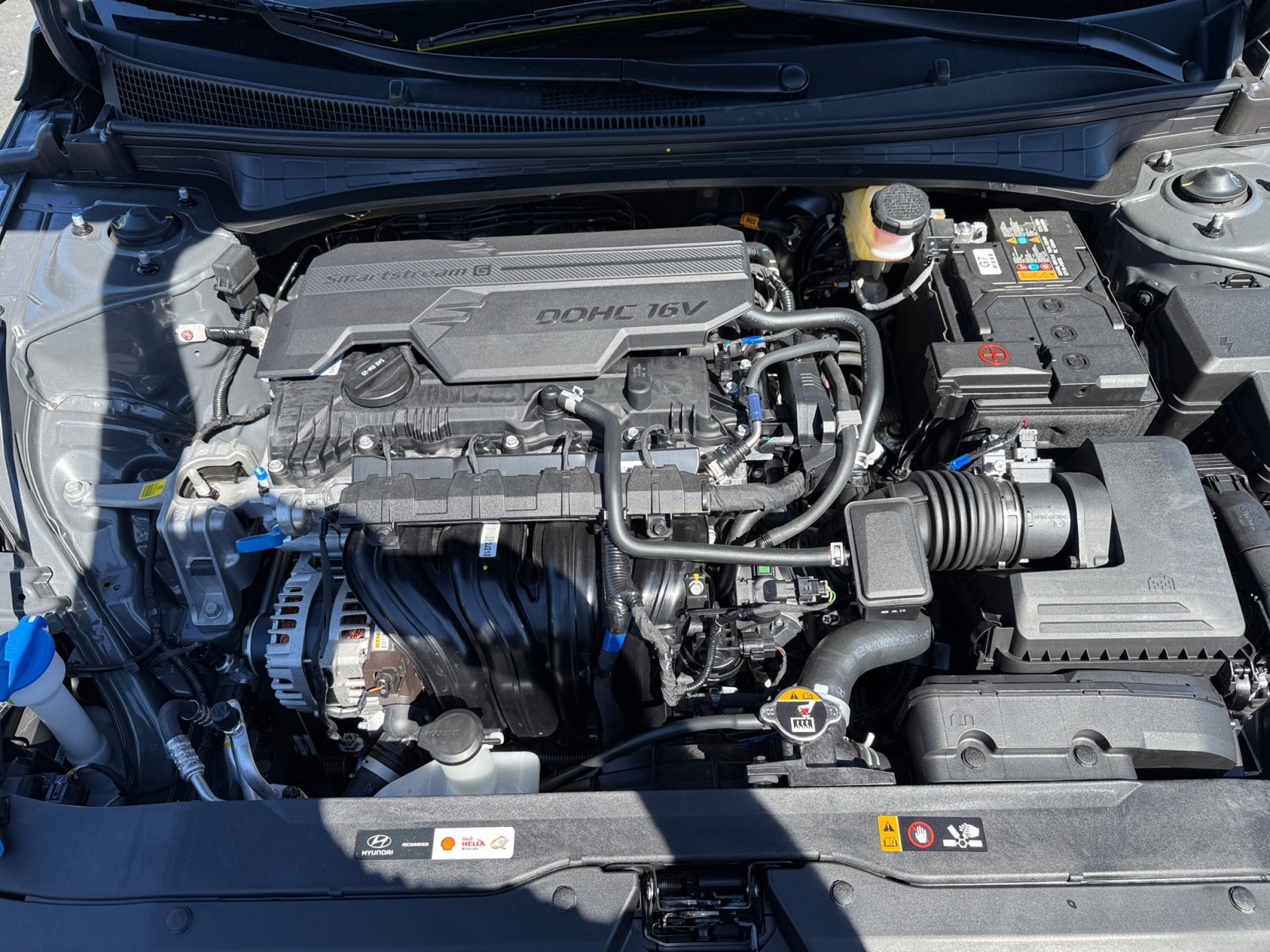 2025 Hyundai Elantra SE photo 20