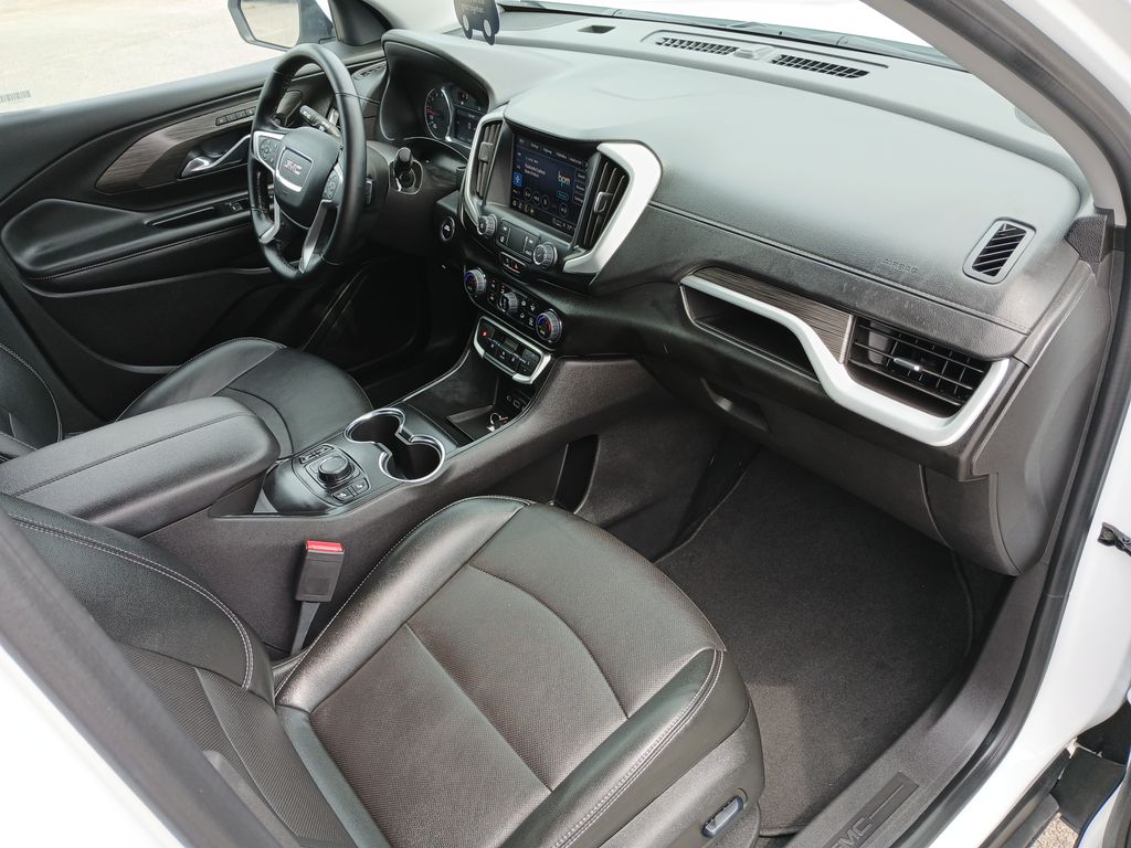 2024 Gmc Terrain SLT photo 29