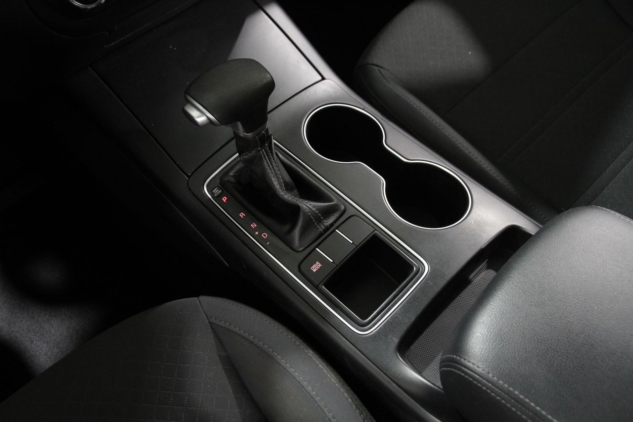 2020 Kia Sorento LX photo 13