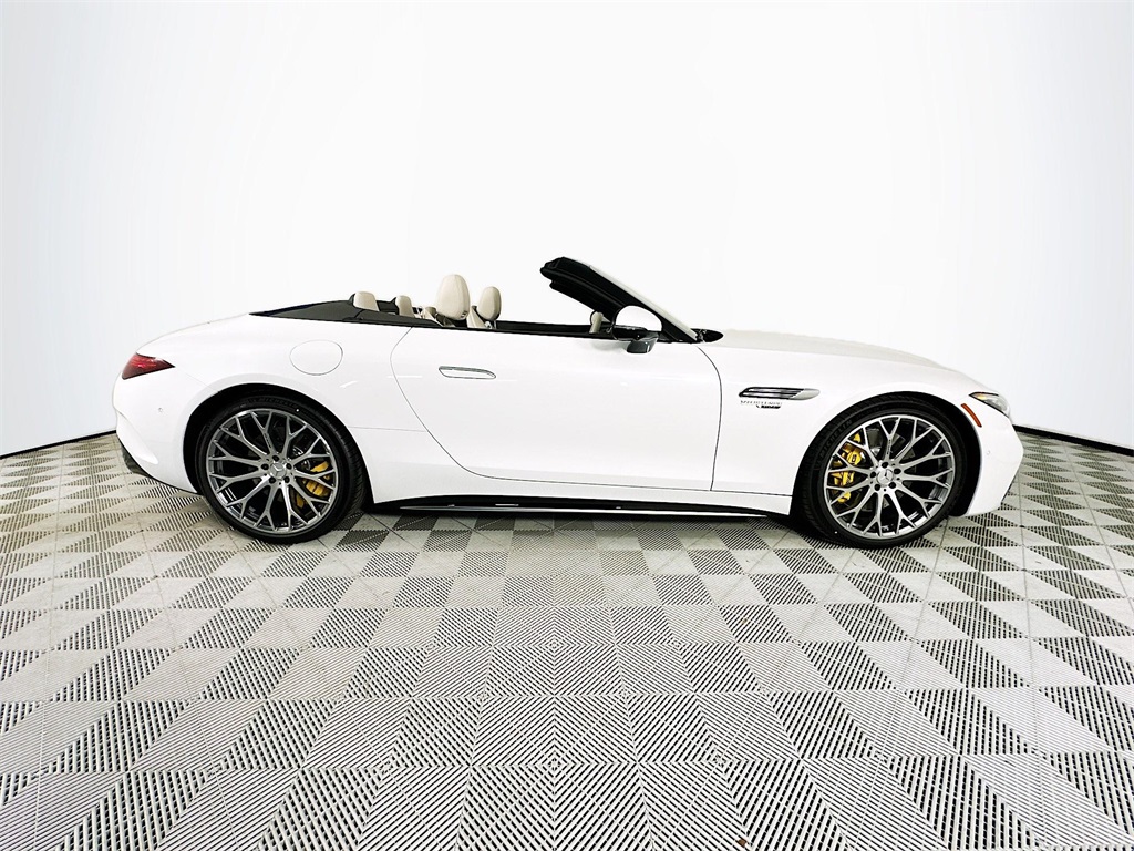 2026 Mercedes Benz SL AMG 63 photo 8