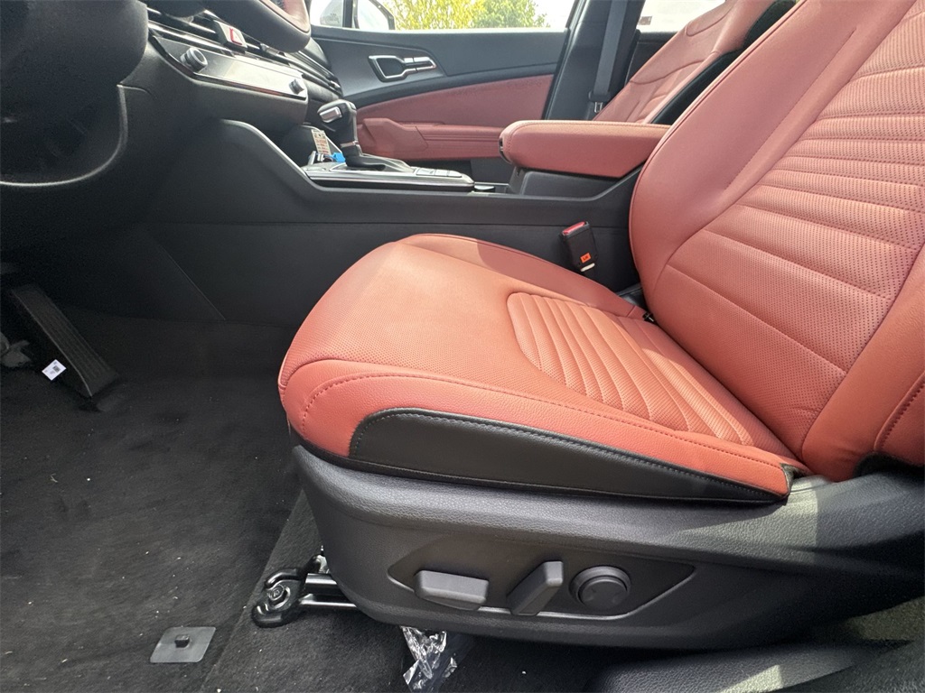 2026 Kia Sportage photo 3