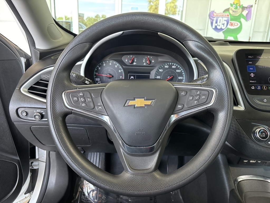 2023 Chevrolet Malibu 1LT photo 24