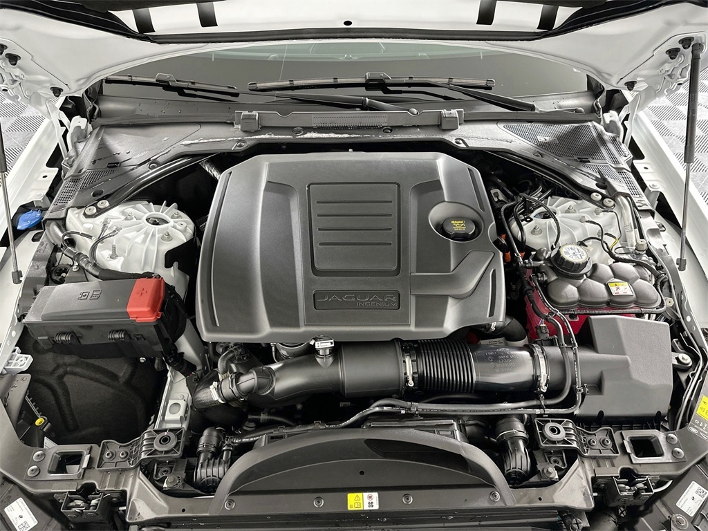 2024 Jaguar XF P300 R-Dynamic SE photo 24