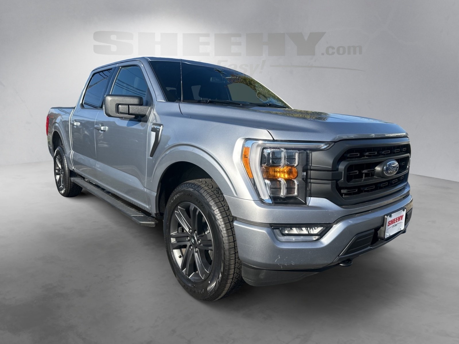 2023 Ford F-150 XLT photo 2