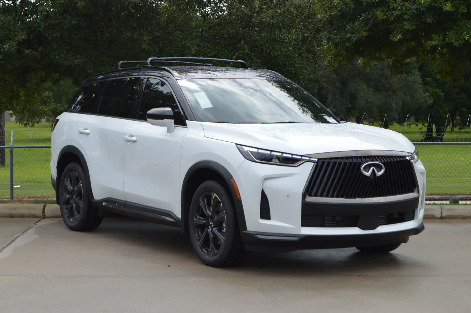 2026 Infiniti QX60 Autograph AWD photo 2