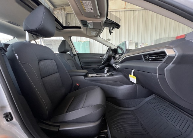 2025 Nissan Altima SV Special Edition photo 20