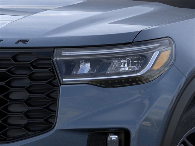 2025 Ford Explorer ST-Line photo 13