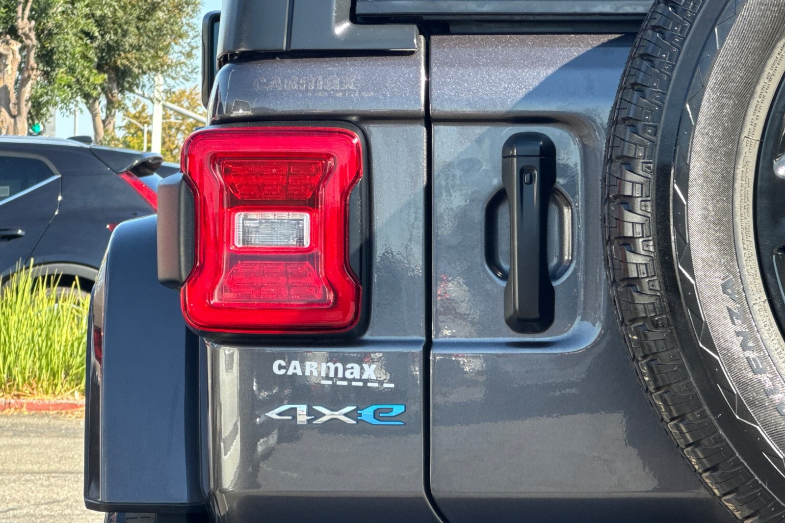 2021 Jeep Wrangler Unlimited Sahara 4xe photo 12