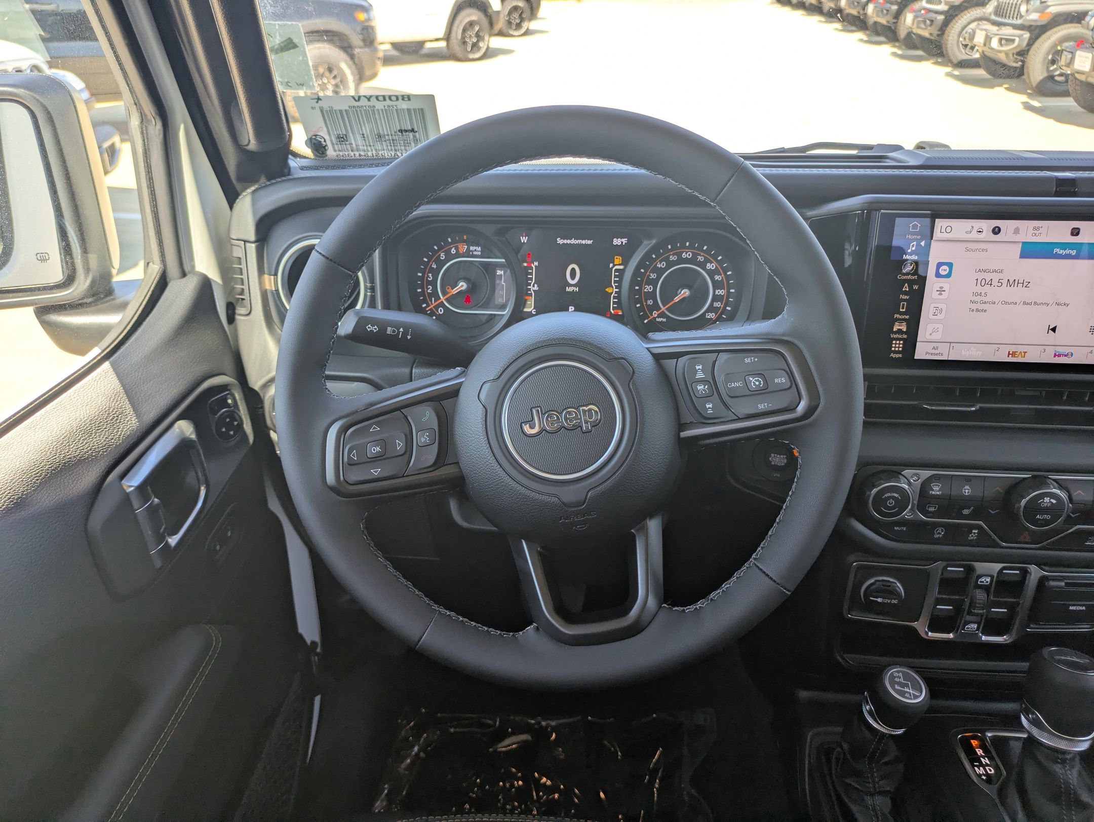 2025 Jeep Gladiator Sport photo 17