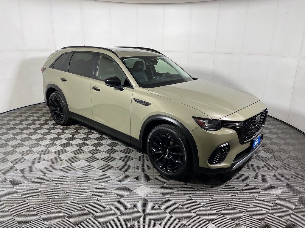 2025 Mazda CX-70 Premium Package's photo