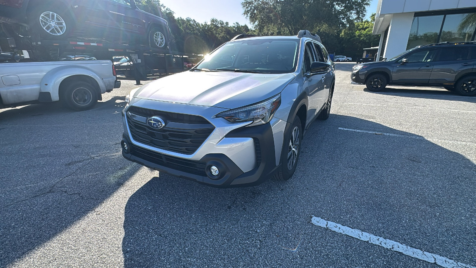 2025 Subaru Outback Premium photo 3