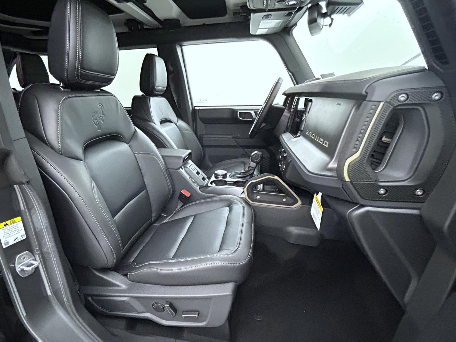 2025 Ford Bronco Badlands photo 15