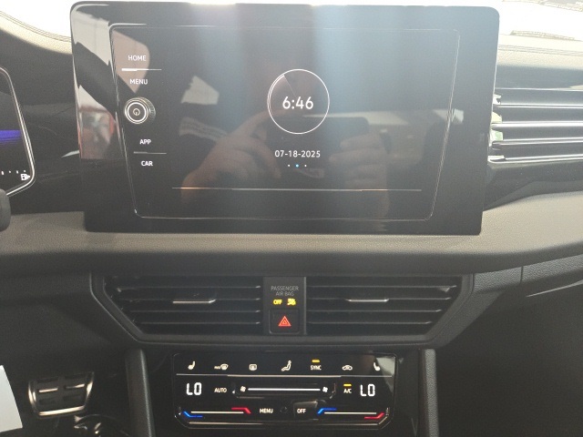 2025 Volkswagen Jetta Sport photo 16