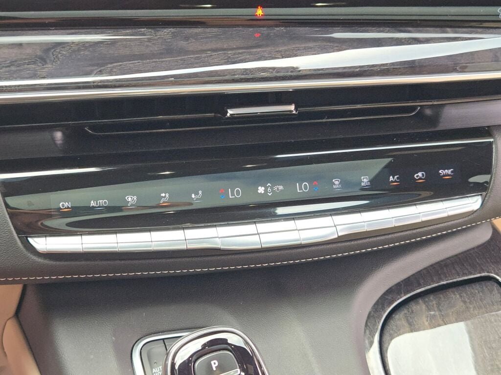 2021 Cadillac Escalade ESV Premium Luxury photo 29