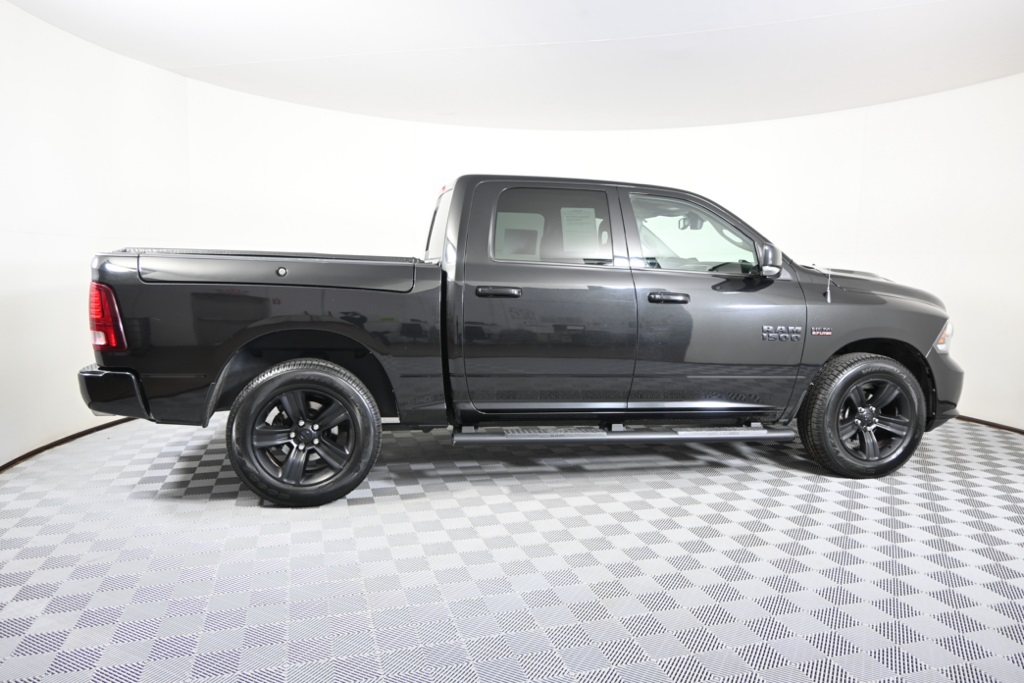 2017 Ram 1500 Sport photo 8