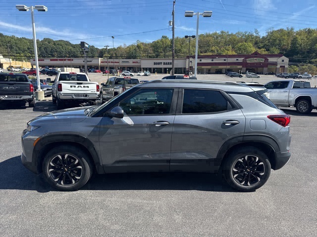 2022 Chevrolet Trailblazer LT photo 3